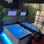 Ama Esclusive Madama بيت للعطل فيرّارا