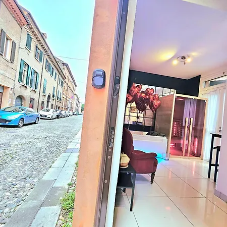 Ama Esclusive Madama * Ferrara