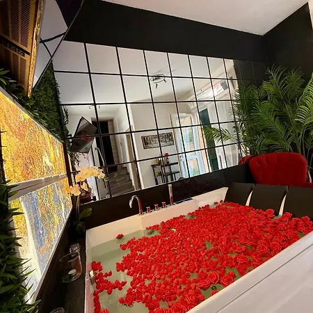 Casa vacanze Ama Esclusive Madama Ferrara